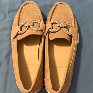 Elegant Tan Loafers with Gold Chain Detail